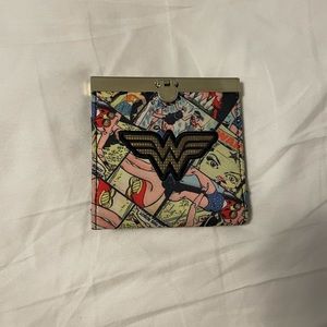 Wonder Woman Bifold Wallet